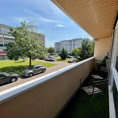 Lumineux F2 / Pkg Gratuit / Proche A31 Apartment Metz